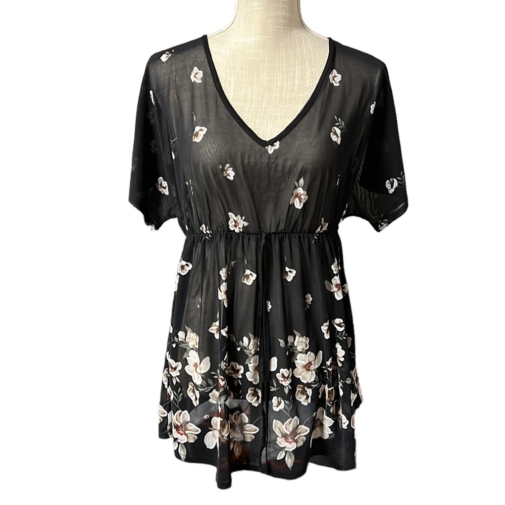 Siren Lily Short Sleeve Blouse Black White Floral Maternity Pregnancy Womens L